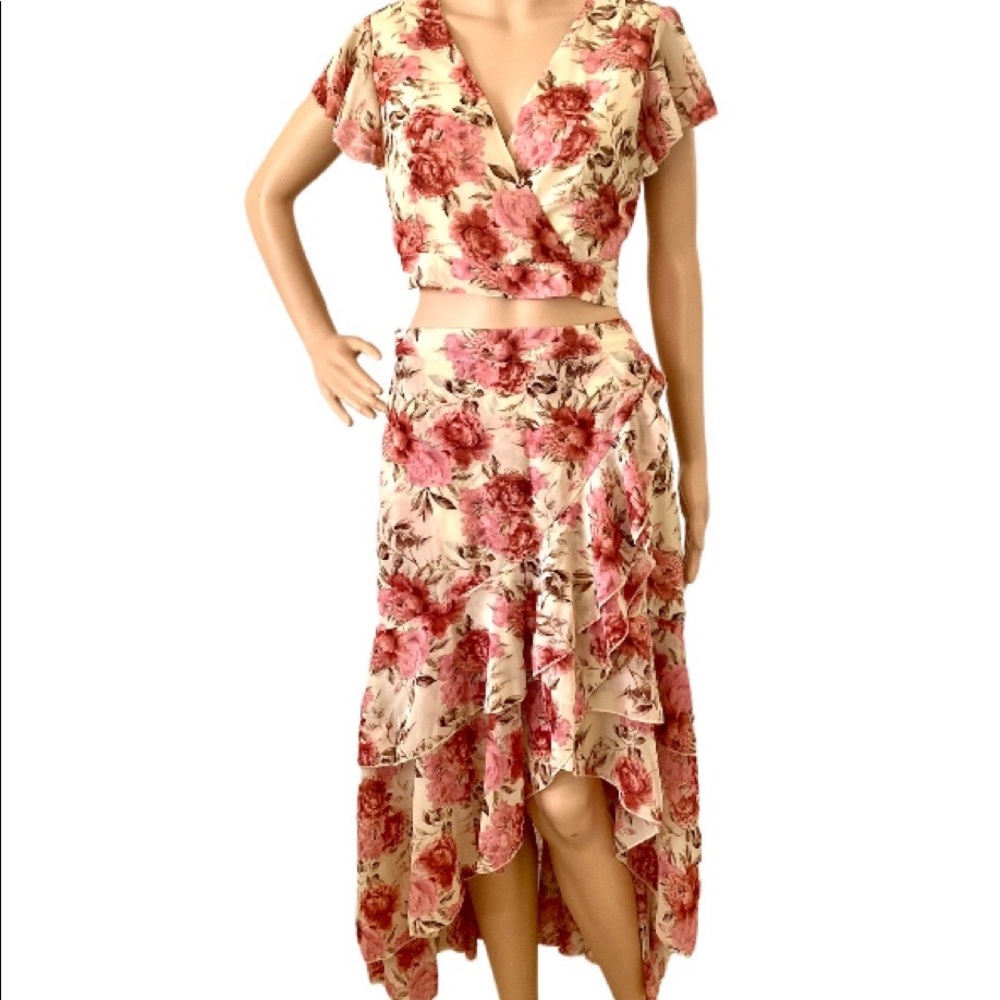 Shein Floral Two Piece Wrap Crop Top & Ruffled Tiered Skirt
